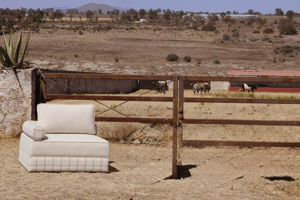 SILLÓN ESTRIBO .1 (BRAZO DER)